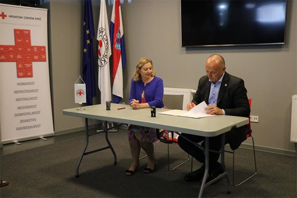 Hrvatski Crveni križ i Agencija za odgoj i obrazovanje potpisali Ugovor o suradnji